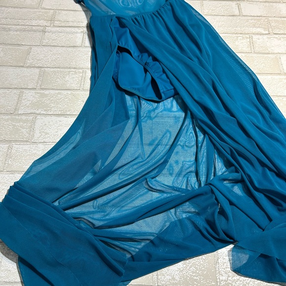 Balera Vibrant Blue Dancewear - Picture 4 of 9